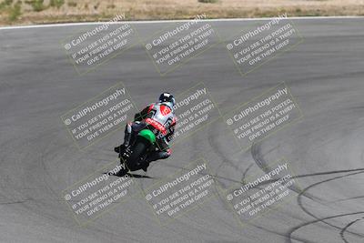 media/Apr-20-2025-AHRMA (Sun) [[393a79c373]]/Race/Group 8/Turn 4b/